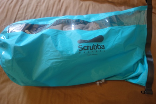 DSC01147.jpg Scrubba washbag