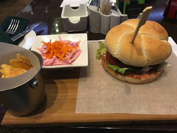 IMG_0905.JPG チーズバーガー